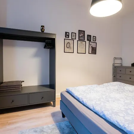 Marek, App 106 Apartment